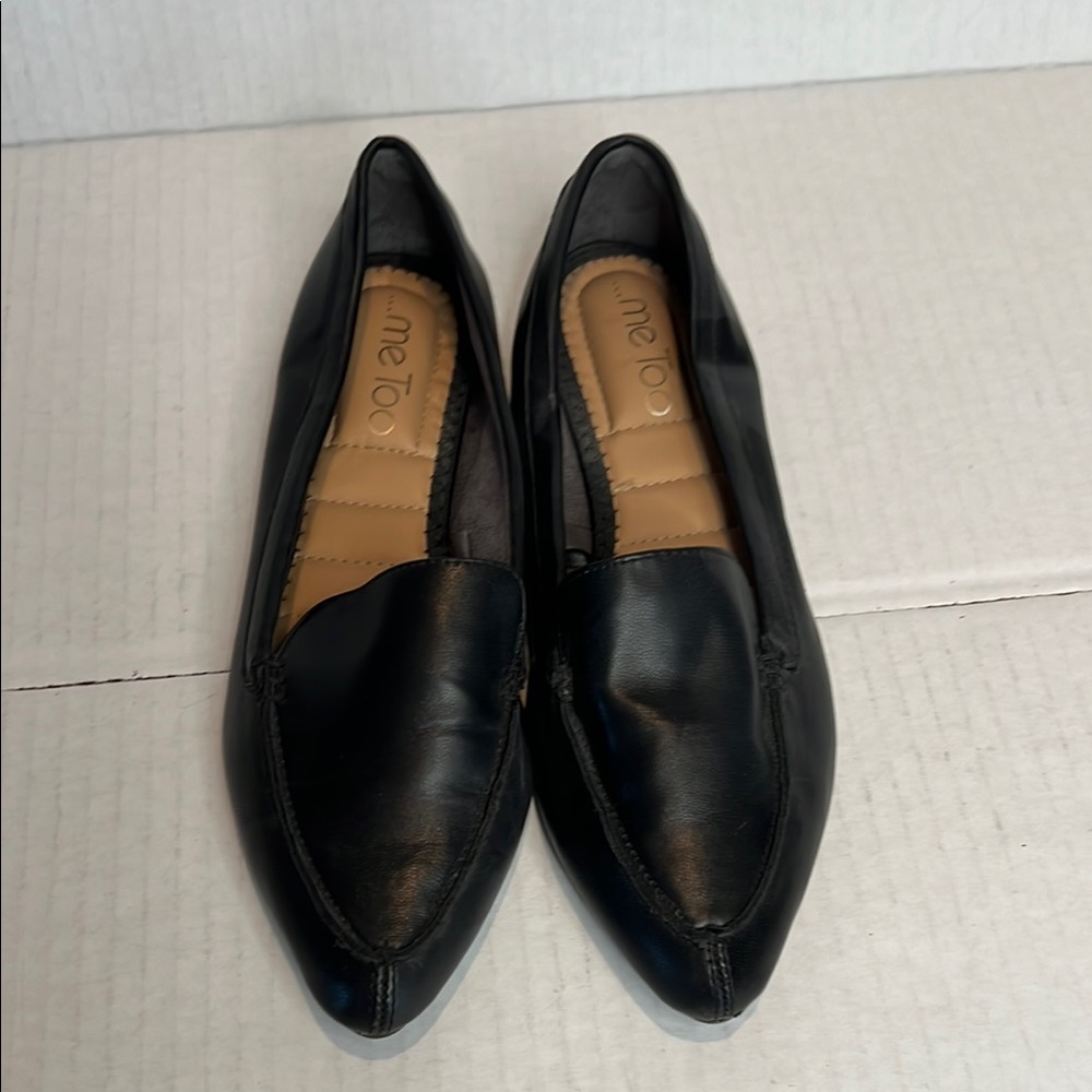 Me Too Black Leather Flats Sleek Minimalist Design